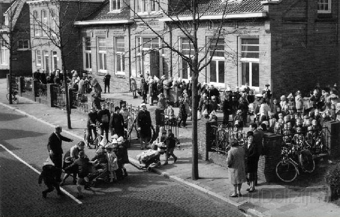 Schoolfoto Chr.school Buitensingel verhuizing naar de Botter.jpg